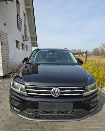 Volkswagen Tiguan Allspace cena 108000 przebieg: 169415, rok produkcji 2020 z Wrocław małe 121